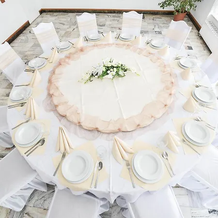 Restauracja Kaukaska Jadwiga Choroszy Hotel Wolsztyn